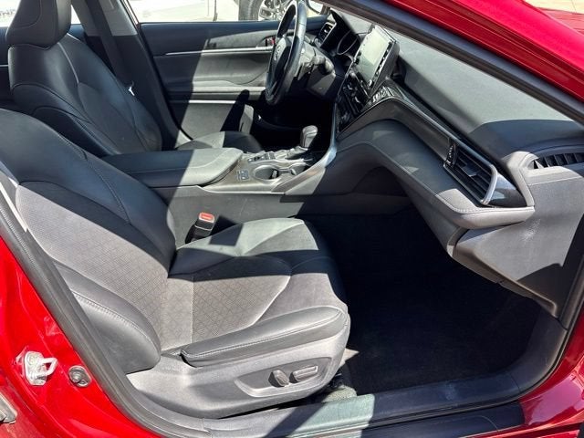 2023 Toyota Camry XSE Auto