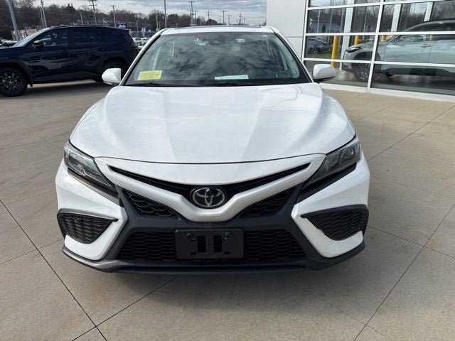 2023 Toyota Camry SE Auto AWD