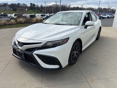 2023 Toyota Camry SE Auto AWD