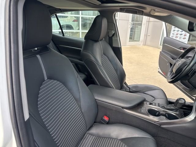 2023 Toyota Camry SE Auto AWD