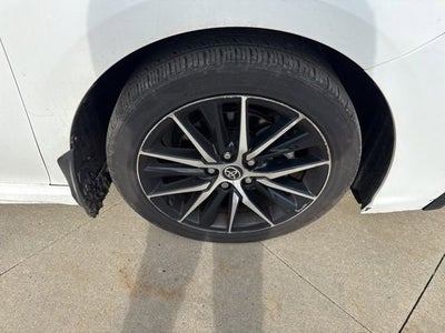 2023 Toyota Camry SE Auto AWD