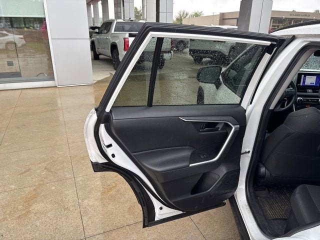 2023 Toyota RAV4 Hybrid Hybrid LE AWD