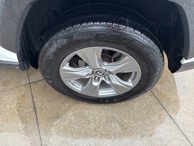 2023 Toyota RAV4 Hybrid Hybrid LE AWD