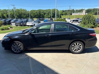 2016 Toyota Camry 4dr Sdn I4 Auto XLE