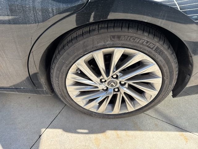 2022 Lexus ES ES 350 Ultra Luxury FWD