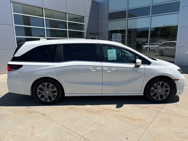 2026 Honda Odyssey Touring Auto