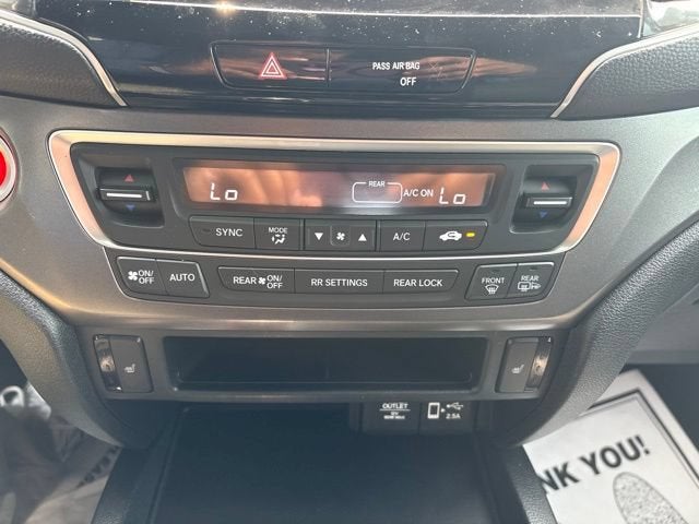 2022 Honda Pilot Black Edition - Photo 17