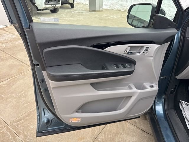 2021 Honda Pilot Touring 8-Passenger AWD