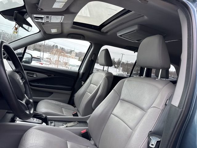 2021 Honda Pilot Touring 8-Passenger AWD