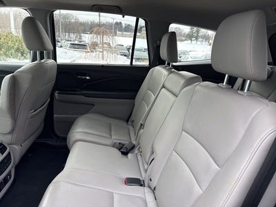 2021 Honda Pilot Touring 8-Passenger AWD