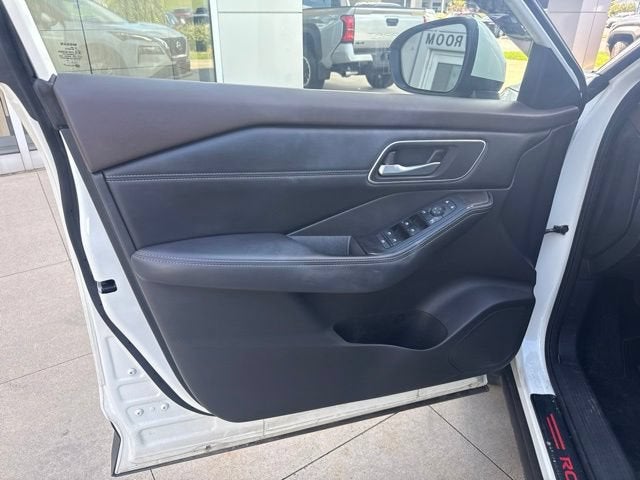 2021 Nissan Rogue AWD SV