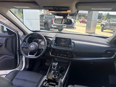 2021 Nissan Rogue AWD SV
