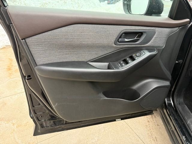 2023 Nissan Rogue FWD S