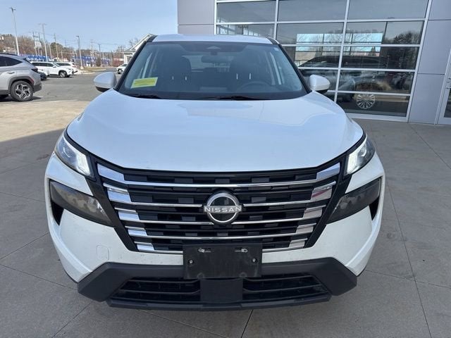 2024 Nissan Rogue FWD SV