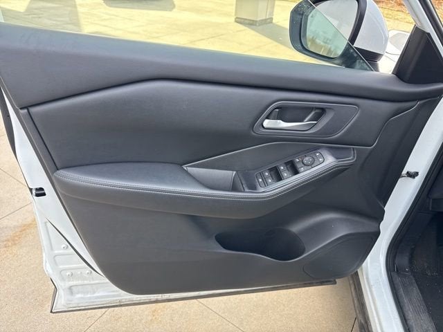 2024 Nissan Rogue FWD SV