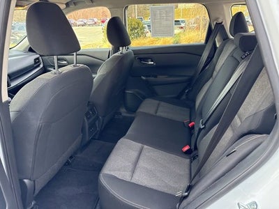 2024 Nissan Rogue FWD SV