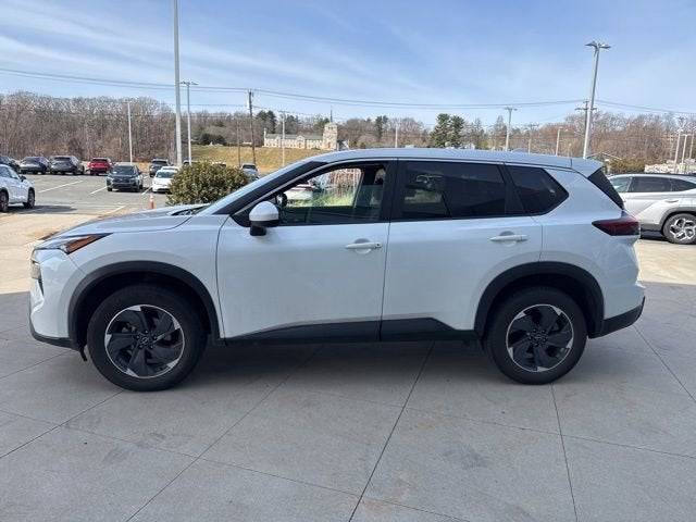 2024 Nissan Rogue FWD SV
