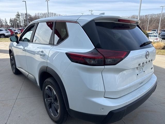 2024 Nissan Rogue FWD SV