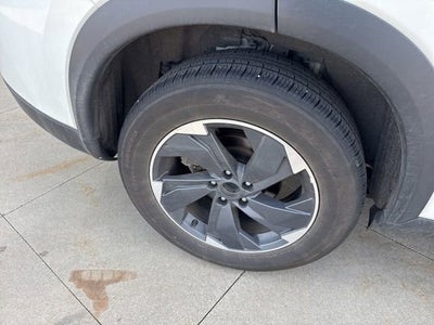 2024 Nissan Rogue FWD SV