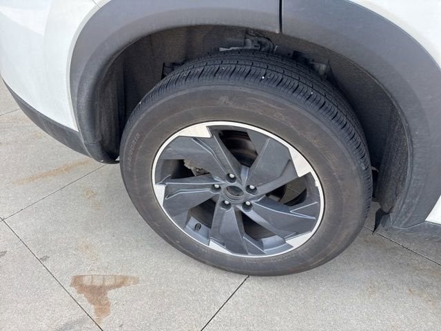 2024 Nissan Rogue FWD SV