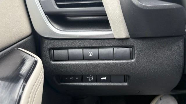 2025 Nissan Rogue AWD SV