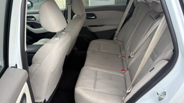 2025 Nissan Rogue AWD SV