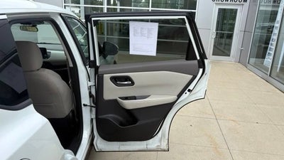 2025 Nissan Rogue AWD SV