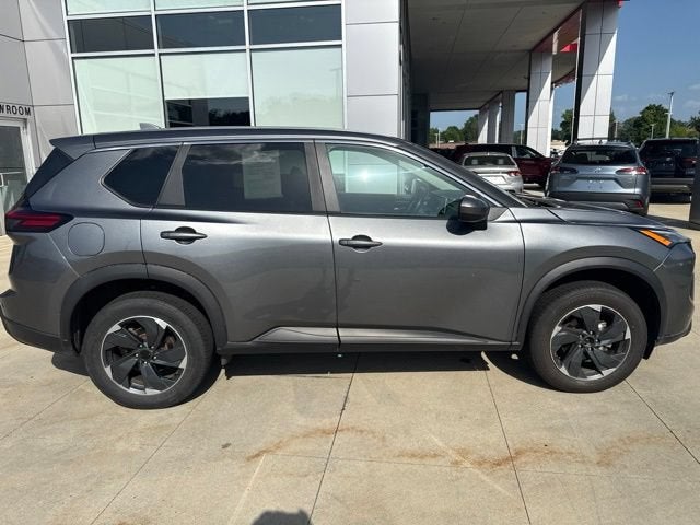 2024 Nissan Rogue AWD SV