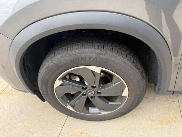 2025 Nissan Rogue AWD SV