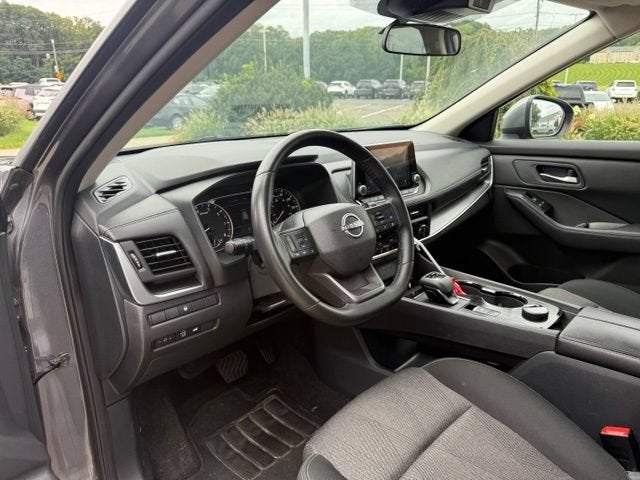2025 Nissan Rogue AWD SV