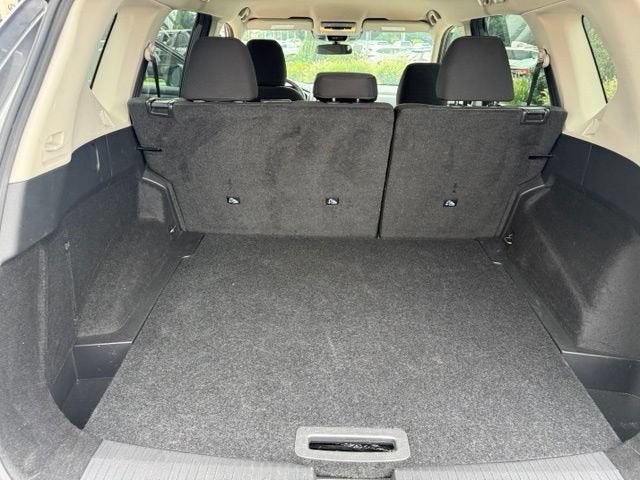2025 Nissan Rogue AWD SV