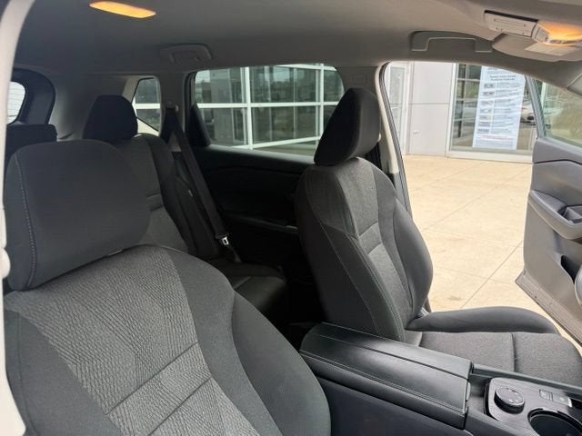 2025 Nissan Rogue AWD SV