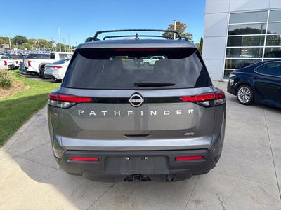 2025 Nissan Pathfinder SV 4WD