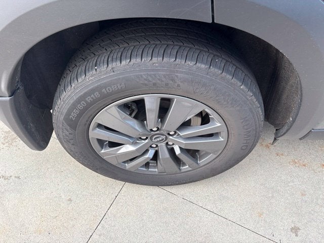 2025 Nissan Pathfinder SV 4WD