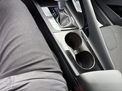 2023 Hyundai Elantra SEL IVT