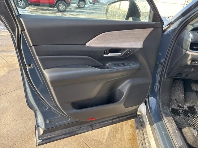 2025 Toyota Grand Highlander Platinum AWD