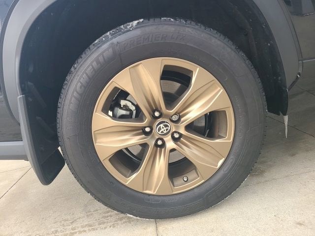 2023 Toyota Highlander Hybrid Hybrid Bronze Edition AWD
