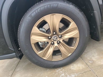 2023 Toyota Highlander Hybrid Hybrid Bronze Edition AWD