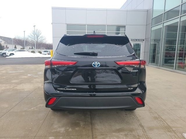 2023 Toyota Highlander Hybrid Hybrid Bronze Edition AWD