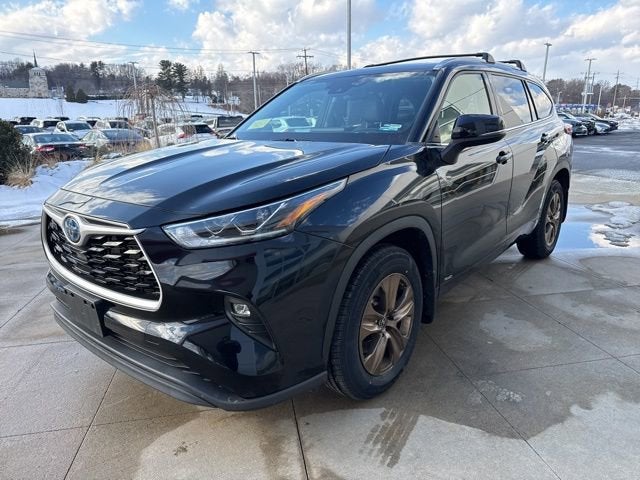 2022 Toyota Highlander Hybrid Hybrid Bronze Edition AWD