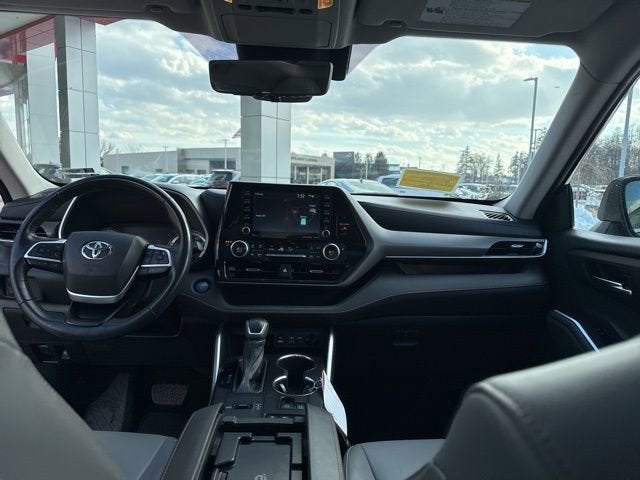 2022 Toyota Highlander Hybrid Hybrid Bronze Edition AWD