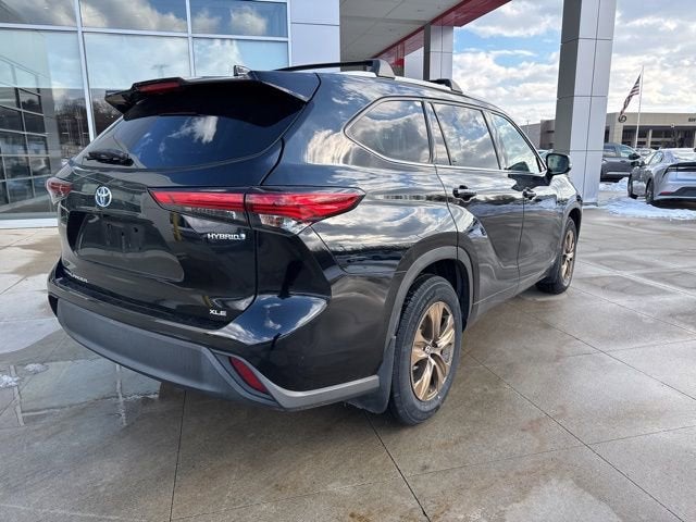 2022 Toyota Highlander Hybrid Hybrid Bronze Edition AWD