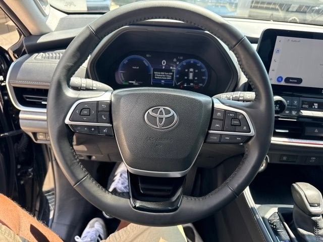 2025 Toyota Grand Highlander Hybrid Base
