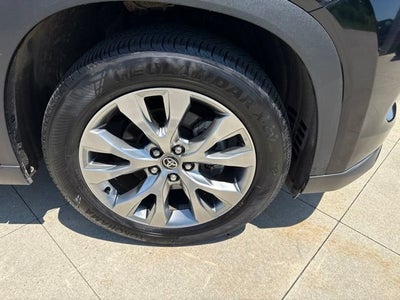 2025 Toyota Grand Highlander Hybrid Base
