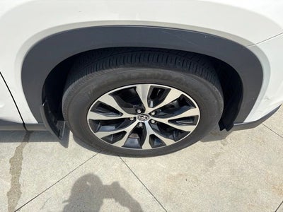 2024 Toyota Grand Highlander Hybrid Base