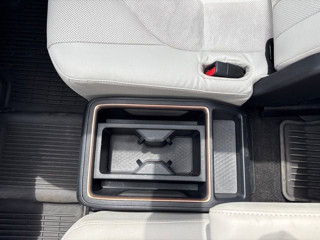 2024 Toyota Grand Highlander Hybrid Base