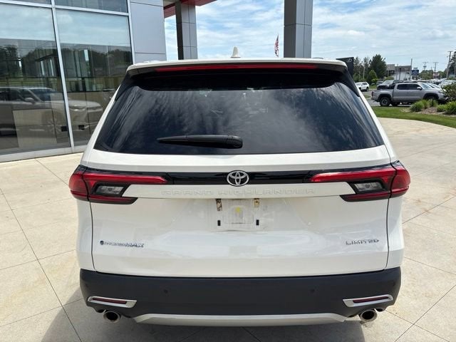 2024 Toyota Grand Highlander Hybrid Base