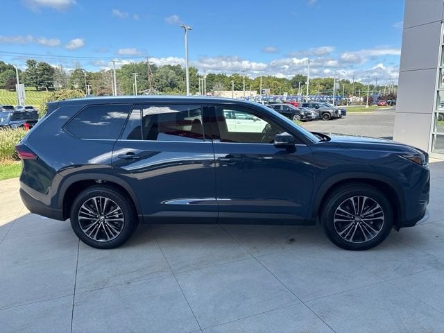 2026 Toyota Grand Highlander Hybrid Base