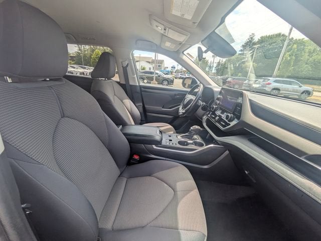 2023 Toyota Highlander Hybrid Hybrid LE AWD