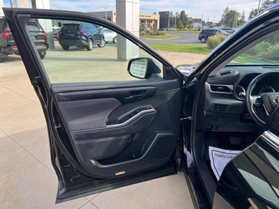 2021 Toyota Highlander LE AWD
